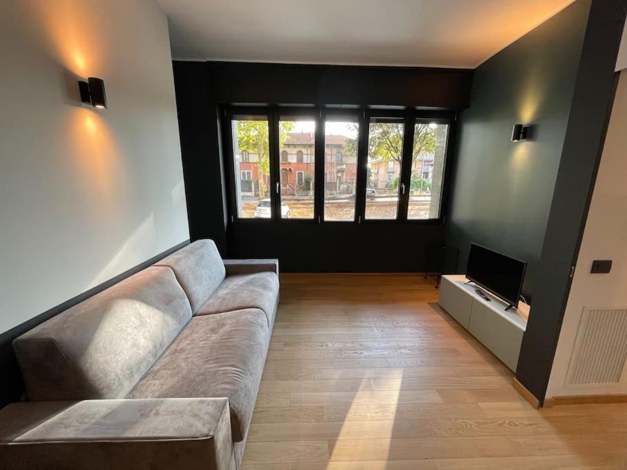 Bnb Capital Milano Central Station - Black Ngoại thất bức ảnh